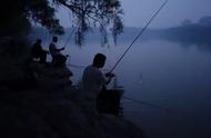 夏季夜晚钓鱼，这5个技巧你绝对不能错过！